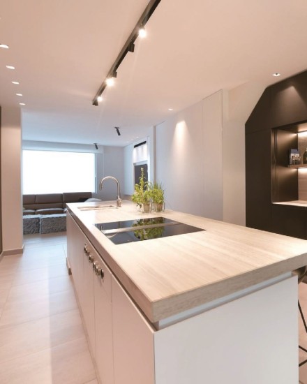 ÉCLAIRAGE LINÉAIRE DÉCORATIF