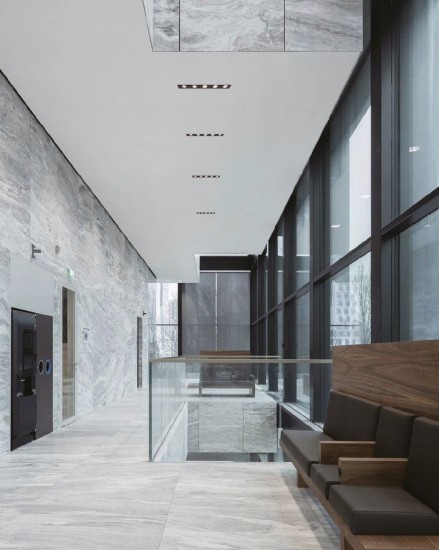 SPOT LED À ANGLE FERMÉ